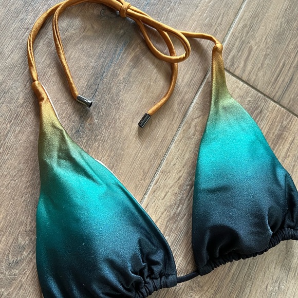 Victoria’s Secret, ombré bikini, medium - Picture 3 of 10